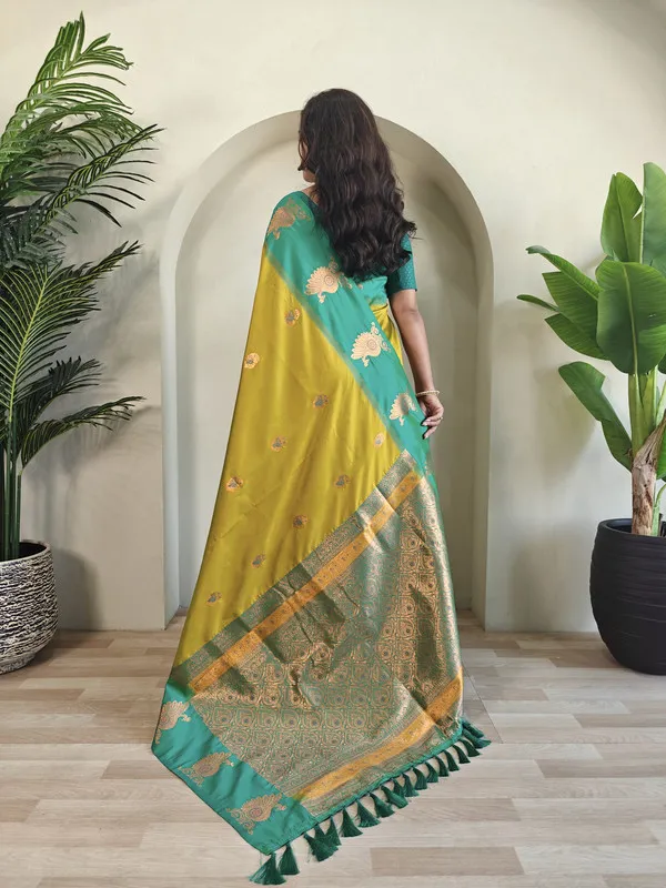 Pista_Silk_Weaving_Saree_For_Women