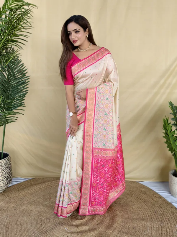 Cream_Soft_Silk_Rich_Zari_Weaving_Saree_For_Women