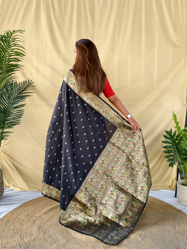 Black_Soft_Silk_Banarasi_Weaving_Saree_For_Women