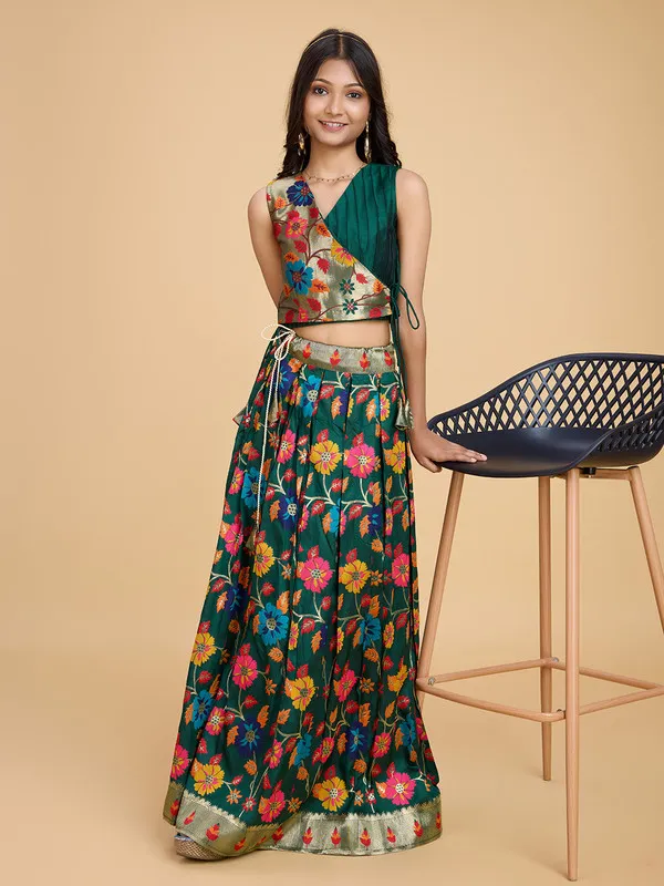 Green_Silk_Blend_Woven_Lehenga_Choli_For_Girls