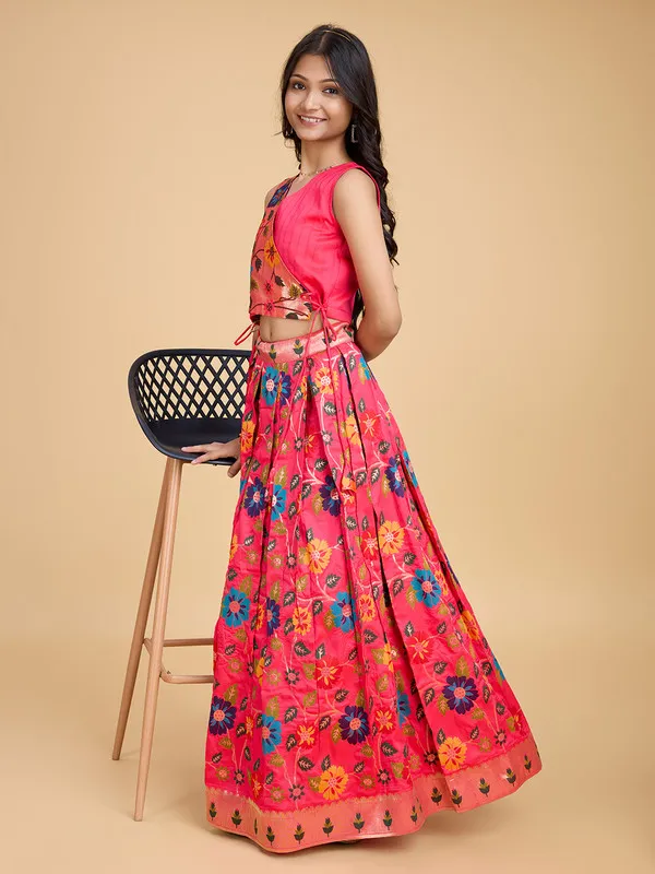Pink_Silk_Blend_Woven_Lehenga_Choli_For_Girls