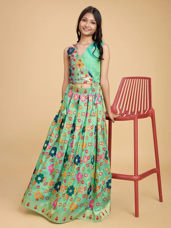 Pista_Silk_Blend_Woven_Lehenga_Choli_For_Girls