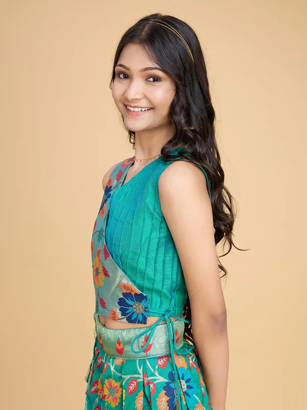 Rama_Silk_Blend_Woven_Lehenga_Choli_For_Girls