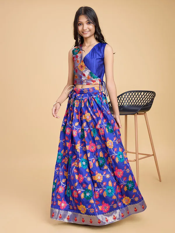 Violet_Silk_Blend_Woven_Lehenga_Choli_For_Girls