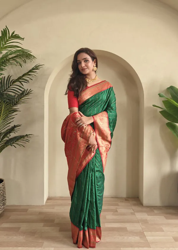 Bottle_Green_Paithani_Silk_Weaving_Saree_For_Women