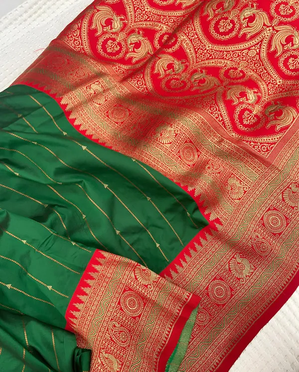 Bottle_Green_Paithani_Silk_Weaving_Saree_For_Women