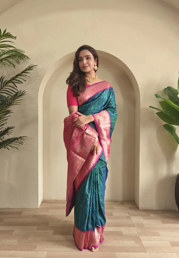 Rama_Paithani_Silk_Weaving_Saree_For_Women