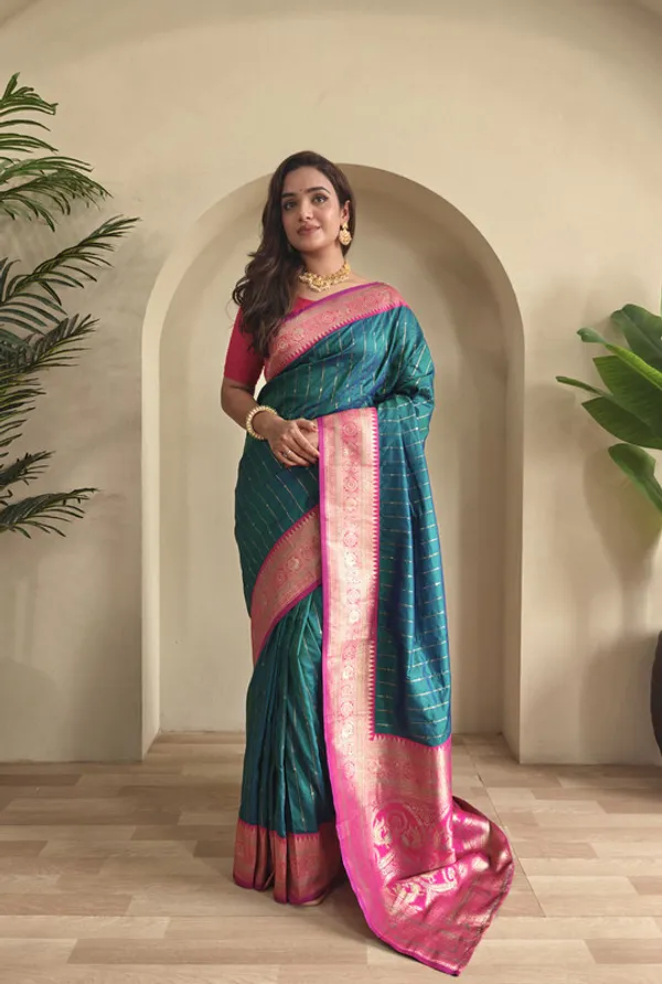 Rama_Paithani_Silk_Weaving_Saree_For_Women