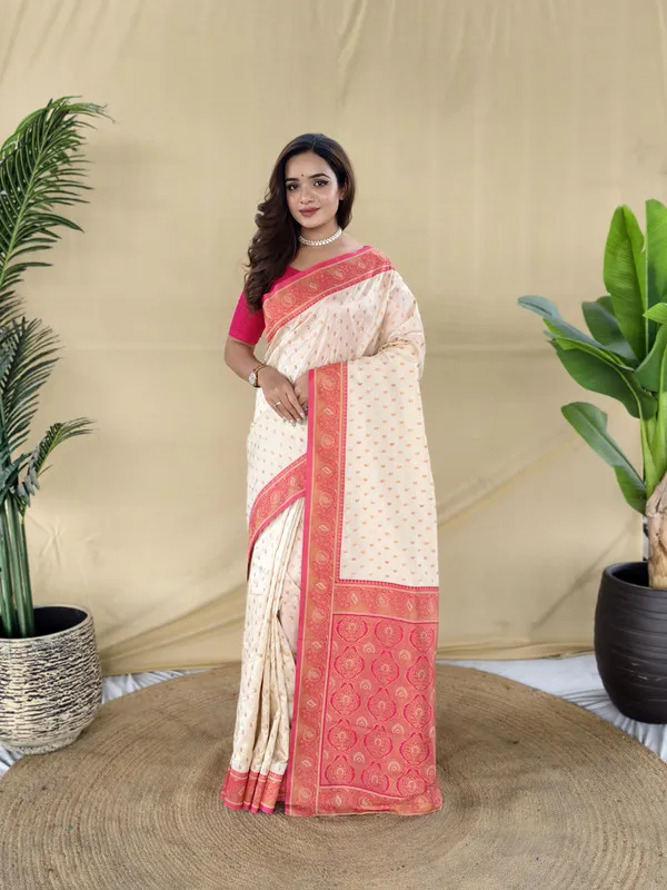 White_Paithani_Silk_Weaving_Saree_For_Women