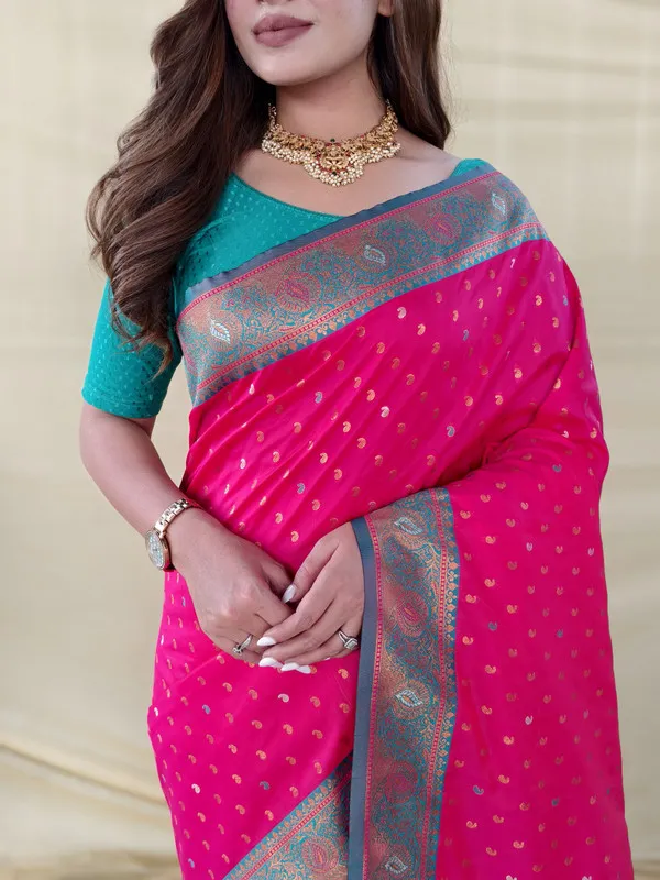 Pink_Paithani_Silk_Weaving_Saree_For_Women