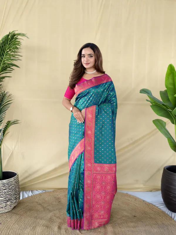 Rama_Paithani_Silk_Weaving_Saree_For_Women
