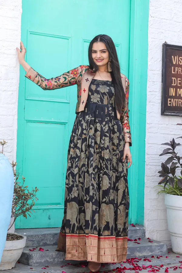Black_Silk_Woven_Ethnic_Dresses_Gown_For_Women