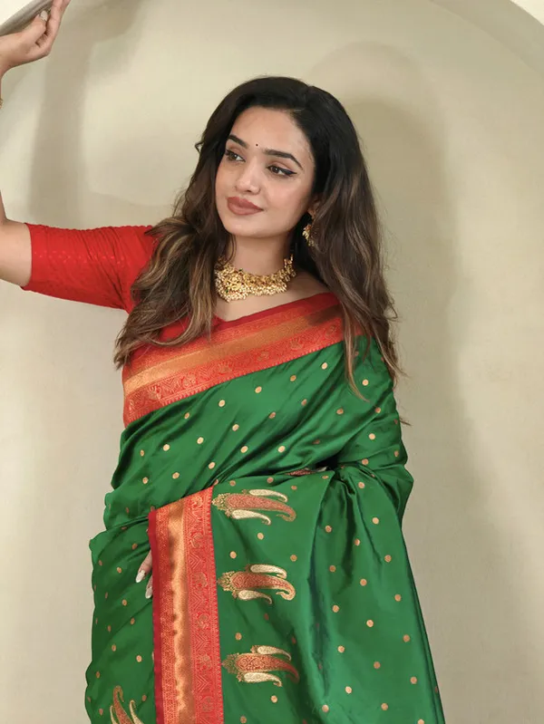 Green_Paithani_Silk_Weaving_Saree_For_Women
