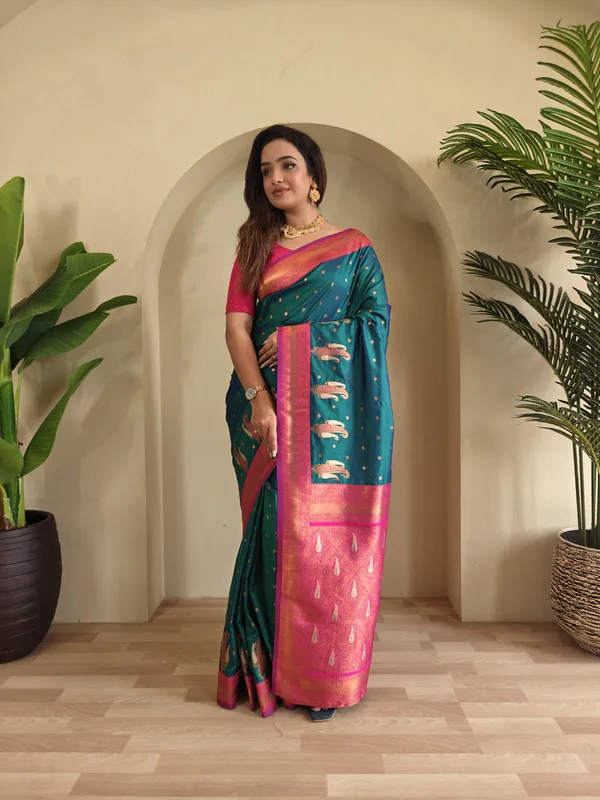Rama_Paithani_Silk_Weaving_Saree_For_Women