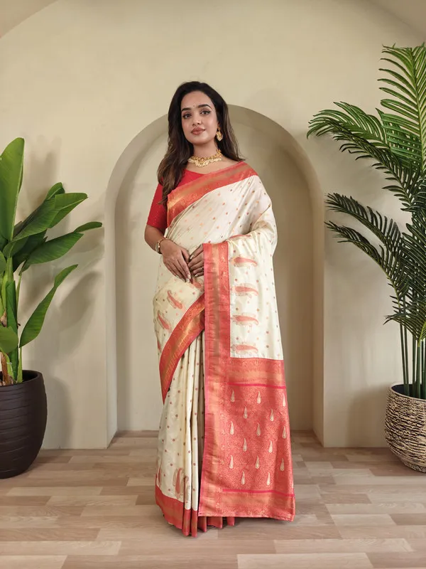 White_Paithani_Silk_Weaving_Saree_For_Women