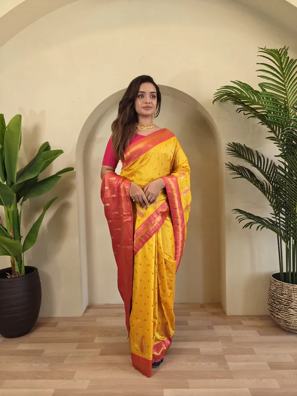 Yellow_Paithani_Silk_Weaving_Saree_For_Women