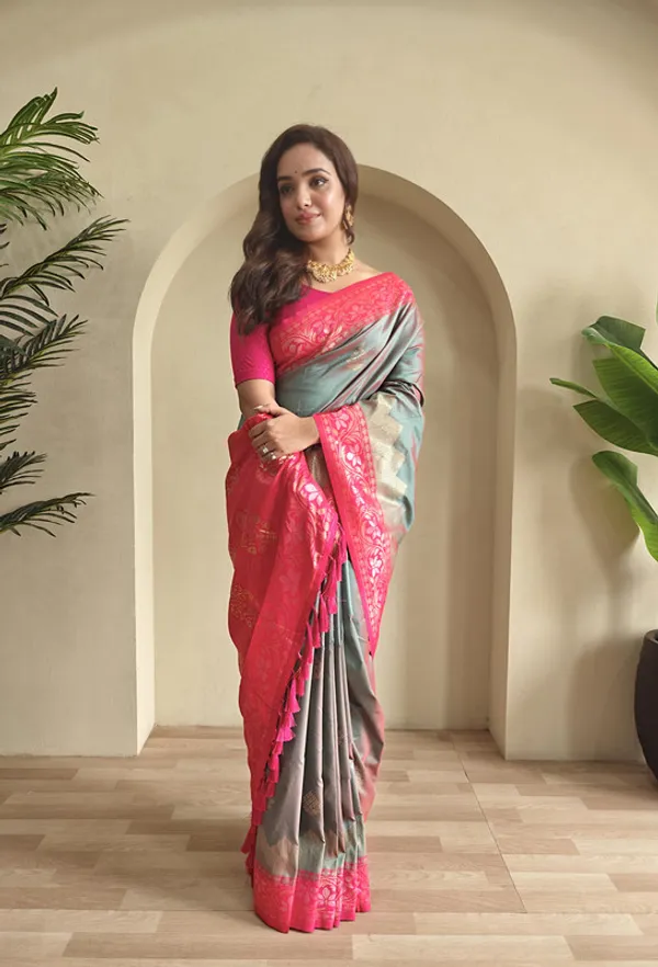 Denim_Dual_Tone_Silk_Weaving_Saree_For_Women
