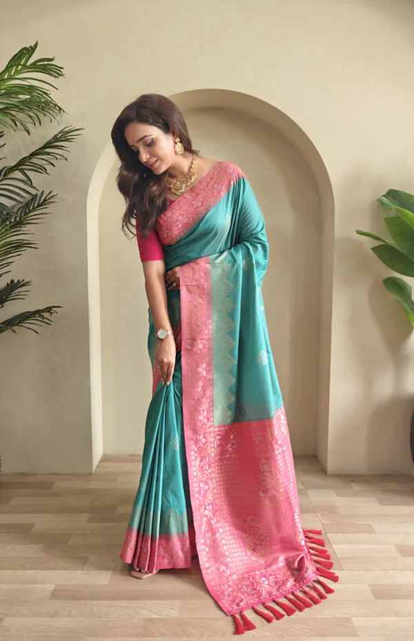 Sky_Blue_Dual_Tone_Silk_Weaving_Saree_For_Women