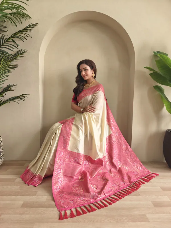 White_Dual_Tone_Silk_Weaving_Saree_For_Women