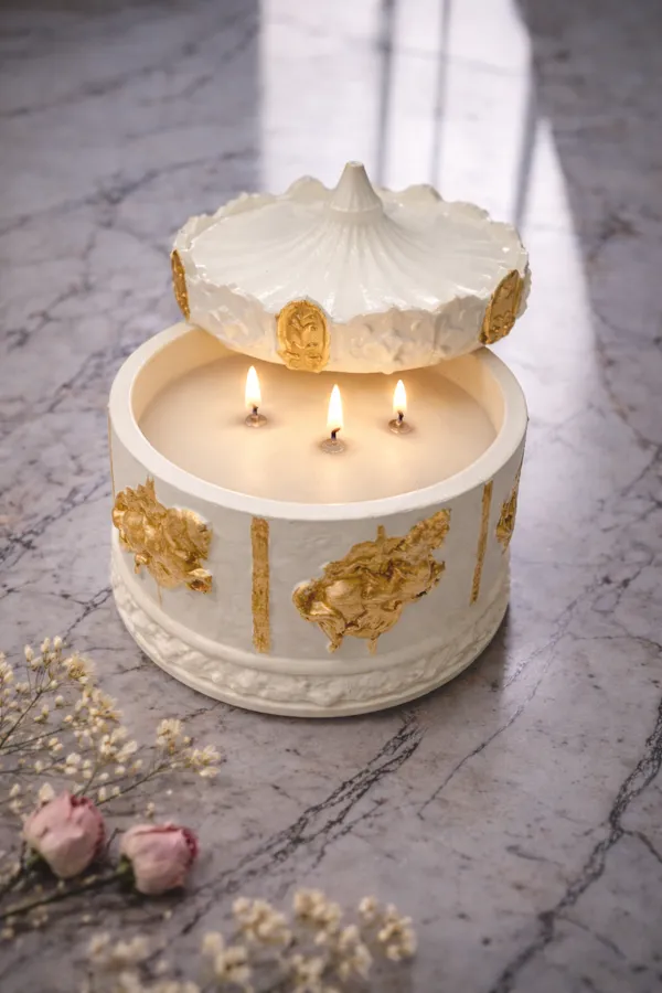 White_Carousel_Jar_Candle_For_Home_Decor