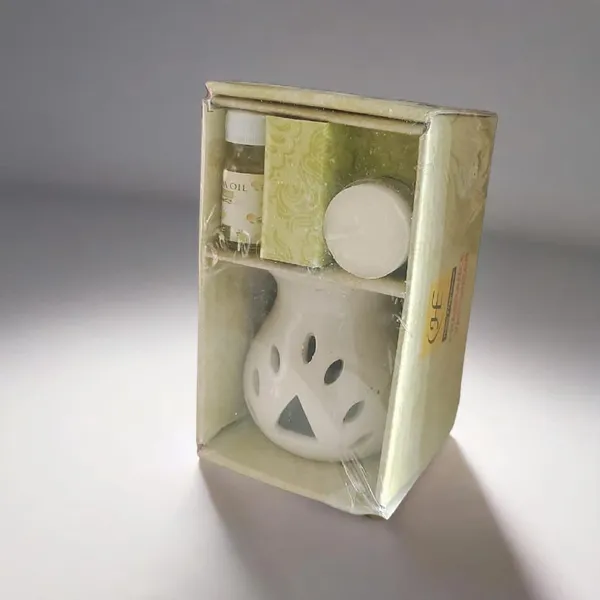 Cream_Fragrance_Vaporizer_Diffuser_Candle_For_Home_Decor