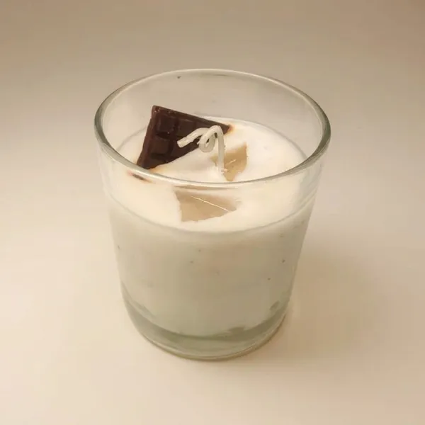 White_Chicco_Glass_Candle_For_Home_Decor
