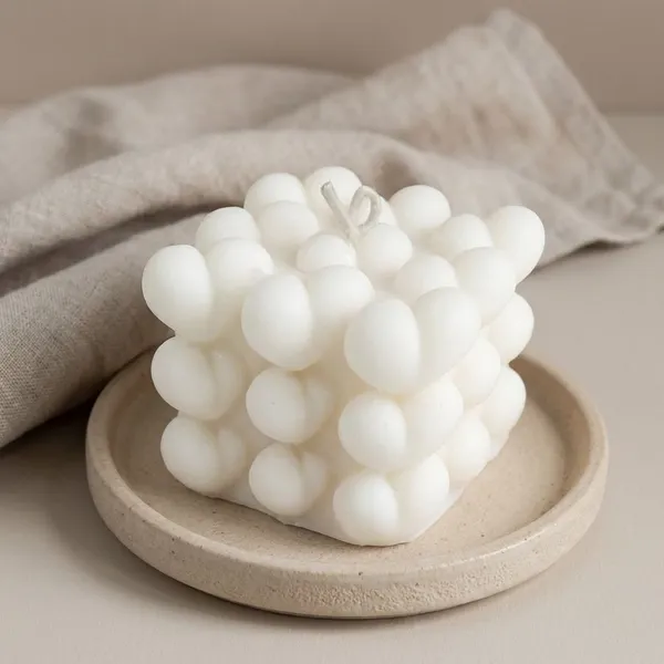 White_Cube_Of_Hearts_Candle_For_Home_Decor