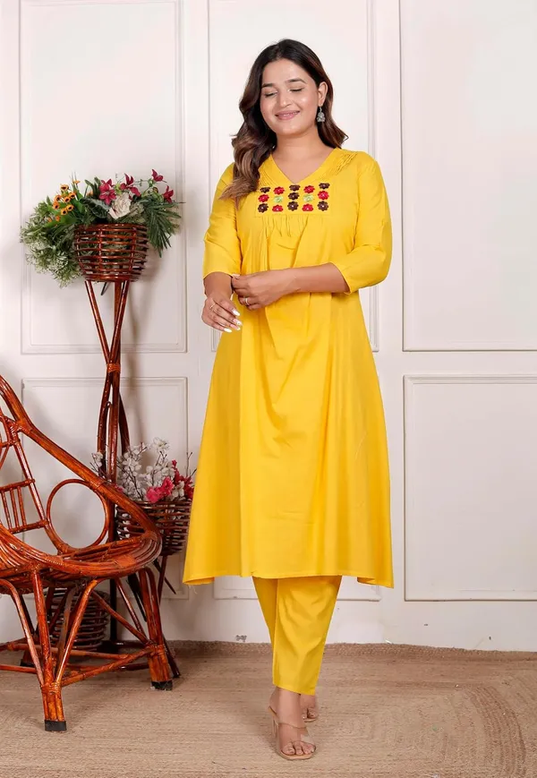 Women_S_Cotton_Embroidered_Anarkali_Kurti_With_Pant