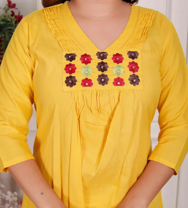 Women_S_Cotton_Embroidered_Anarkali_Kurti_With_Pant