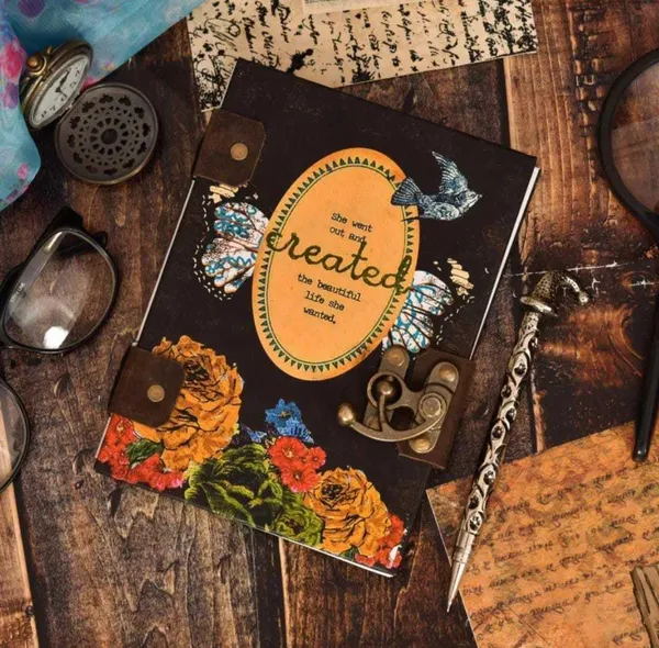Cardboard_Journal_With_Buckle_Lock