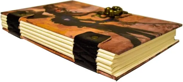 Cardboard_Journal_With_Buckle_Lock