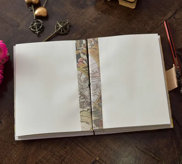 Handmade_Cardboard_Journal_With_Buckle_Lock
