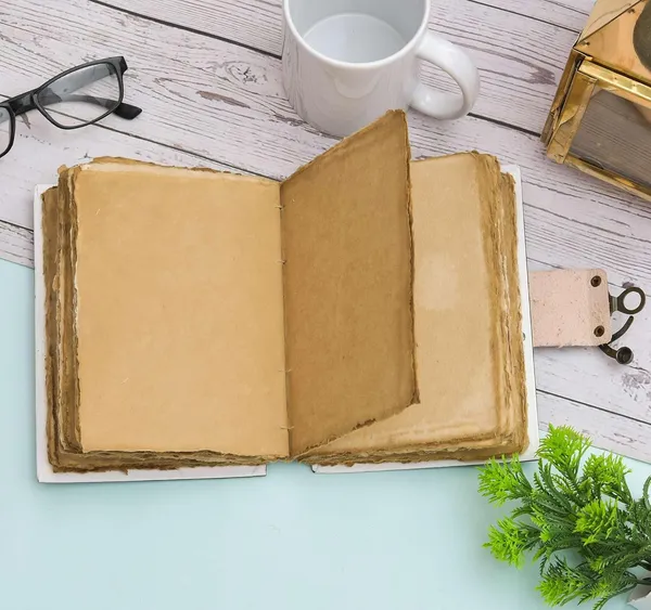 Handmade_Cardboard_Journal_With_Buckle_Lock