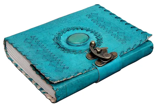 Leather_Journal_With_Metal_Lock_End_Of_Text