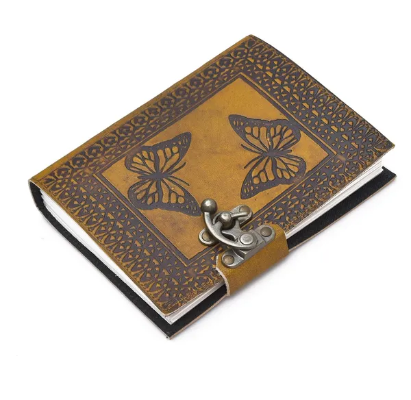 Leather_Journal_With_Metal_Lock