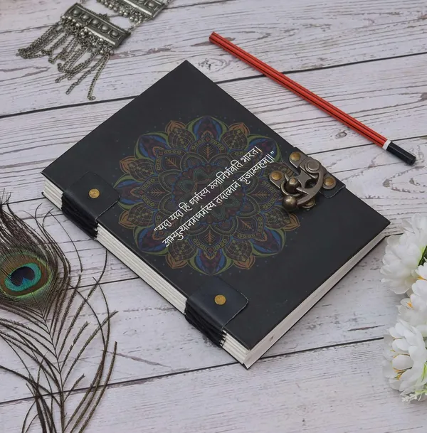 Handmade_Cardboard_Journal_With_Buckle_Lock
