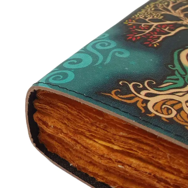 Leather_Journal_With_Lock_Closure