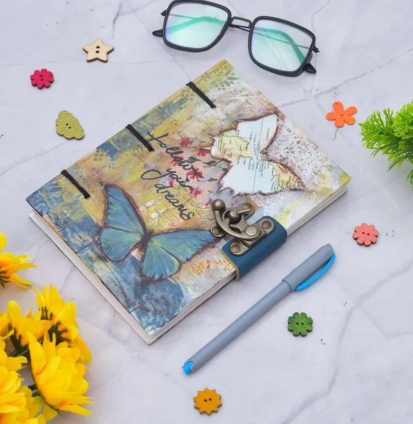 Handmade_Cardboard_Journal_With_Buckle_Lock
