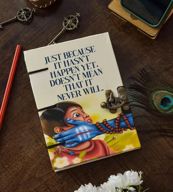 Cardboard_Journal_With_Buckle_Lock