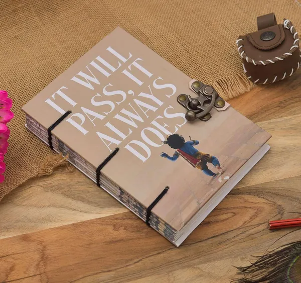 Cardboard_Journal_With_Buckle_Lock