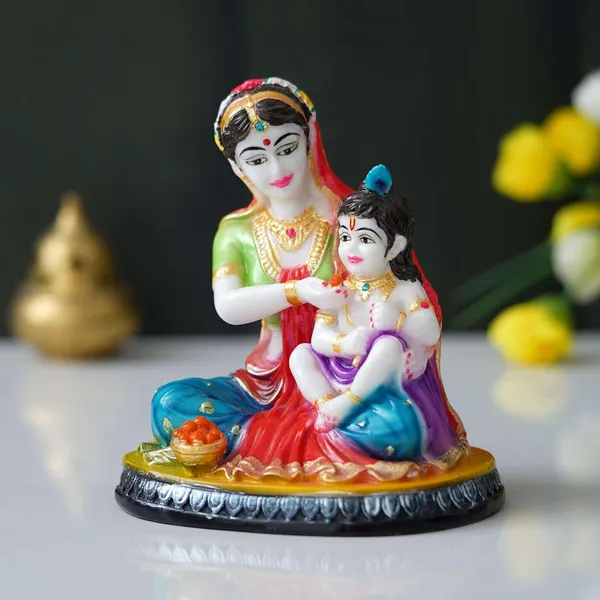 Marble_Yashoda_And_Krishna_Statue
