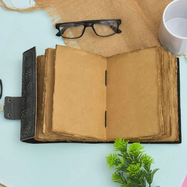 Leather_Journal_With_Lock