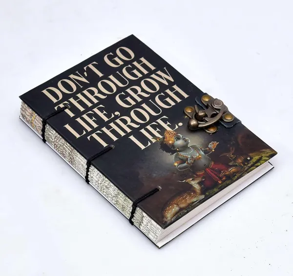 Cardboard_Journal_With_Buckle_Lock