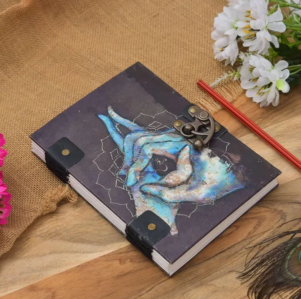 Handmade_Cardboard_Journal_With_Buckle_Lock