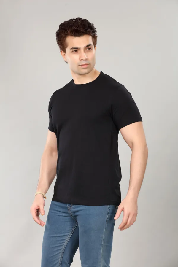 Black_Cotton_T_Shirt_For_Men