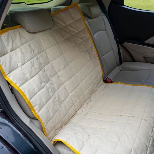 Pet_Mat_With_Car_Attachment