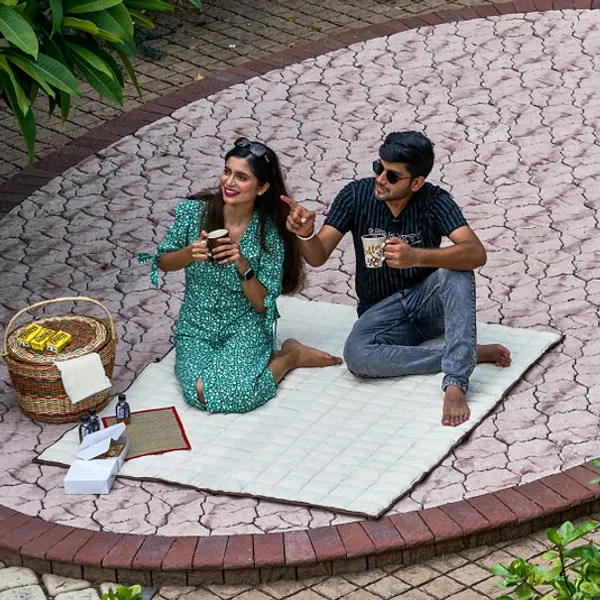 Premium_Quality_Picnic_Mat