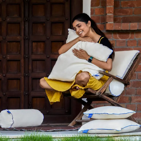 Set_Of_4_Allergy_Free_Cushions