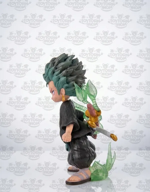 Green_Pvc_Plastic_Zoro_Standing_Figure_-_15_Cm