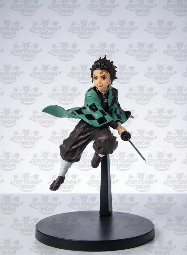 Green_Pvc_Plastic_Demon_Slayer_Tanjiro_Kamado_Action_Figure_-_17_Cm